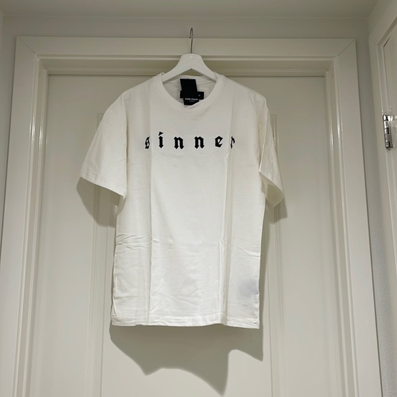 White embroidered SINNER T-shirt - Picture 2 of 7